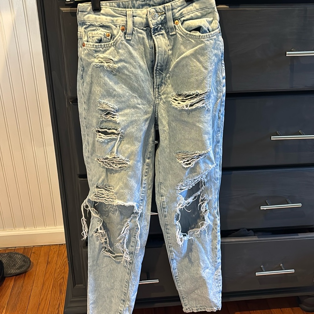 H&M mom jeans